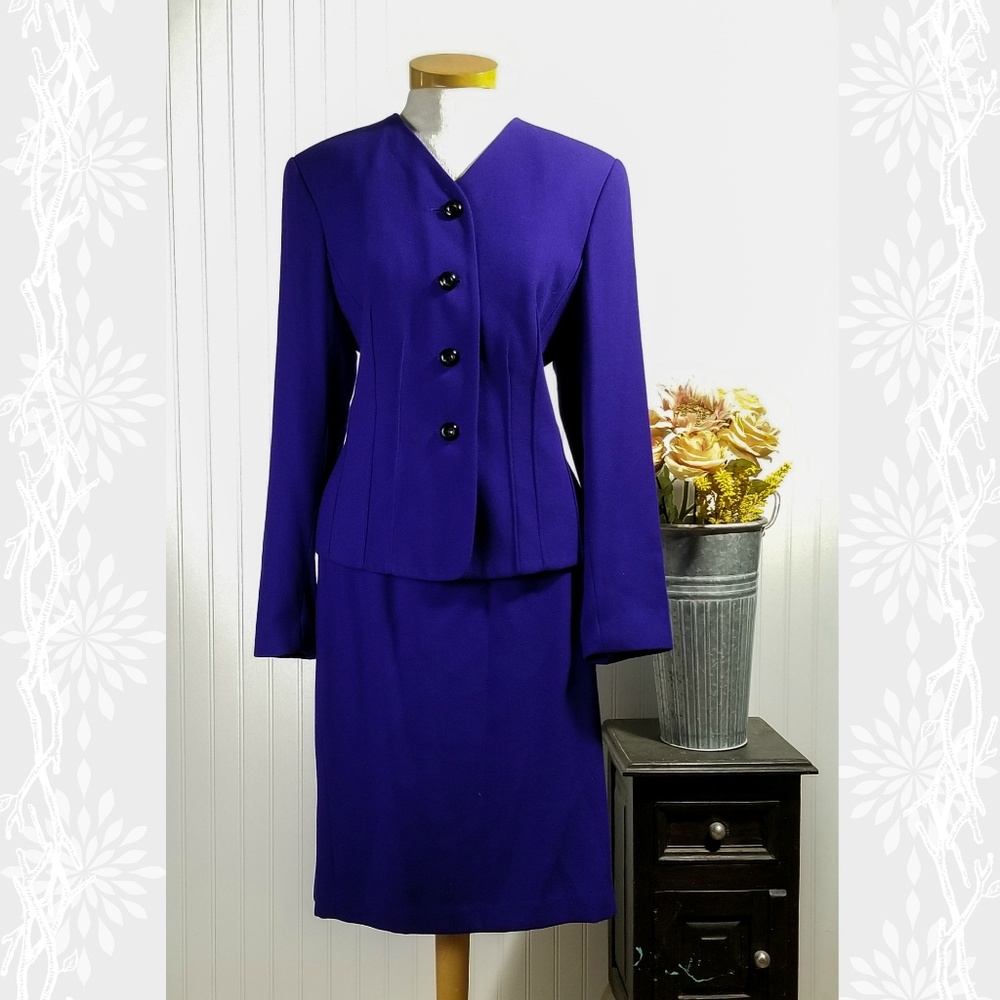 | kasper | blue v neck suit